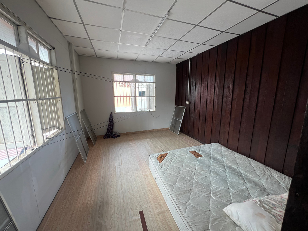 ให้เช่าบ้านพัทยา บางแสน ชลบุรี สัตหีบ : บ้านไม้ 2 ชั้น ให้เช่า – ใจกลางอำเภอเมือง ชลบุรี