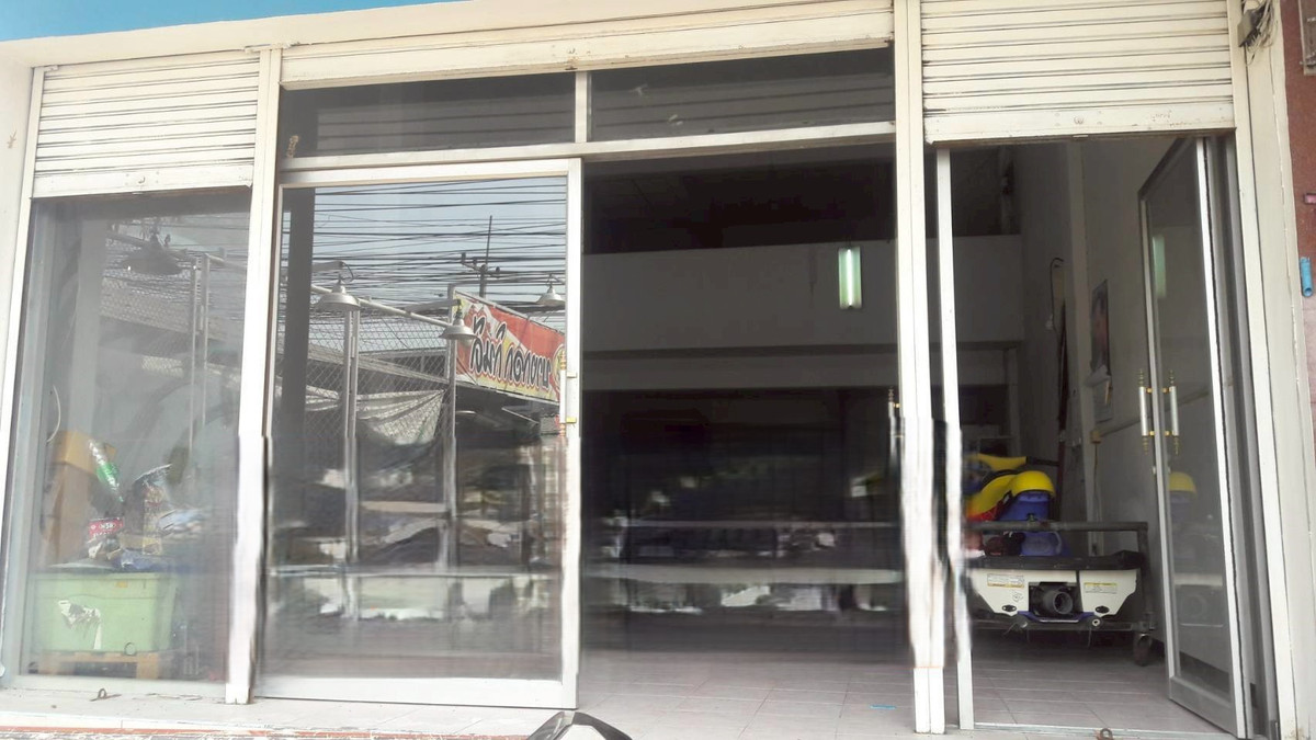 ขายอาคารพาณิชย์ฉะเชิงเทรา : 95301 - ขายอาคารพาณิชย์ 5 ชั้น ทำเลทอง บูรพาซิตี้ บางนา-ตราด กม.42 (ติดร้านทองแม่ศรี)