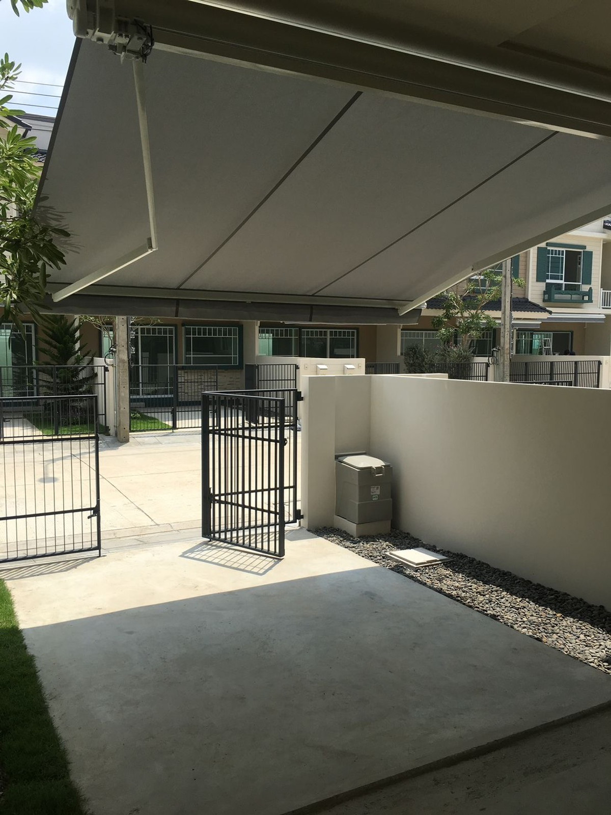 For SaleTownhomeBangna, Bearing, Lasalle : 18.1 sq m, 2 bedrooms, 3 bathrooms, 2-story townhome, Indy Bangna Km 7