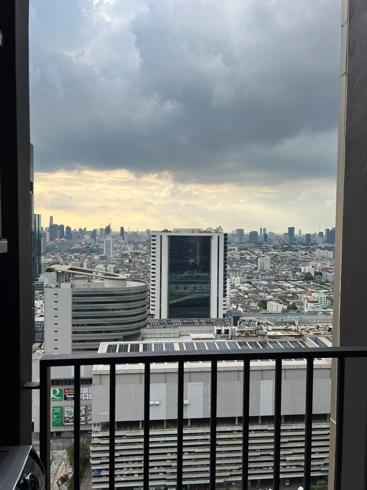 ให้เช่าคอนโดพระราม 9 เพชรบุรีตัดใหม่ RCA : Noble Nue district Rama 9 - 1 ห้องนอน 1 ห้องน้ำ พร้อมเข้าอยู่