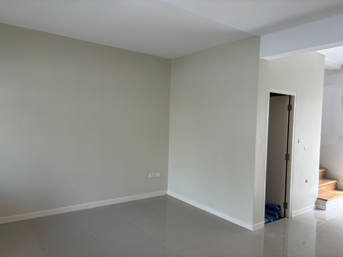 For SaleTownhomeBangna, Bearing, Lasalle : 18.1 sq m, 2 bedrooms, 3 bathrooms, 2-story townhome, Indy Bangna Km 7