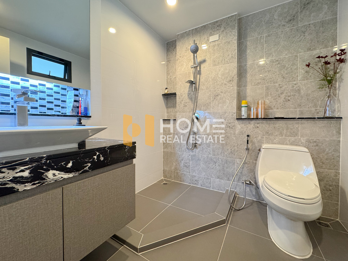 ขายบ้านพัฒนาการ ศรีนครินทร์ : บ้านเดี่ยวหลังใหญ่ 69.7 ตร.ว. ✨ บุราสิริ พัฒนาการ / 4 ห้องนอน (ขาย), Burasiri Pattanakarn / 4 Bedrooms (FOR SALE) FON250 