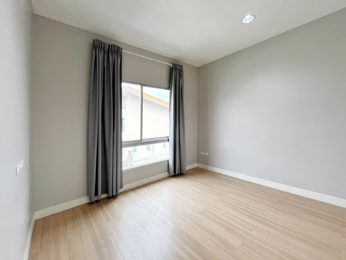 ขายทาวน์โฮมพระราม 5 ราชพฤกษ์ บางกรวย : พร้อมขาย ทาวน์โฮม TEMPO TOWN รัตนาธิเบศร์-ไทรม้า