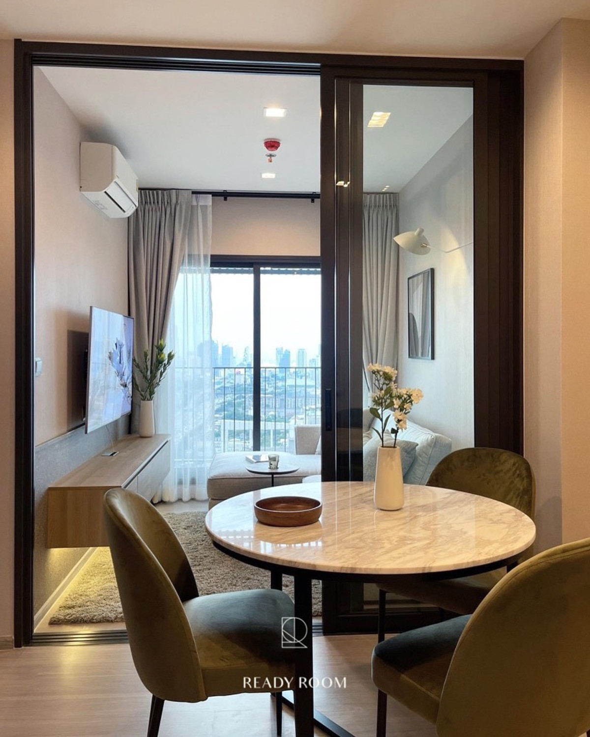 ขายคอนโดพระราม 9 เพชรบุรีตัดใหม่ RCA : ขายคอนโด Life Asoke Hype ราคา 5,399,000 บาท [MKs251101]