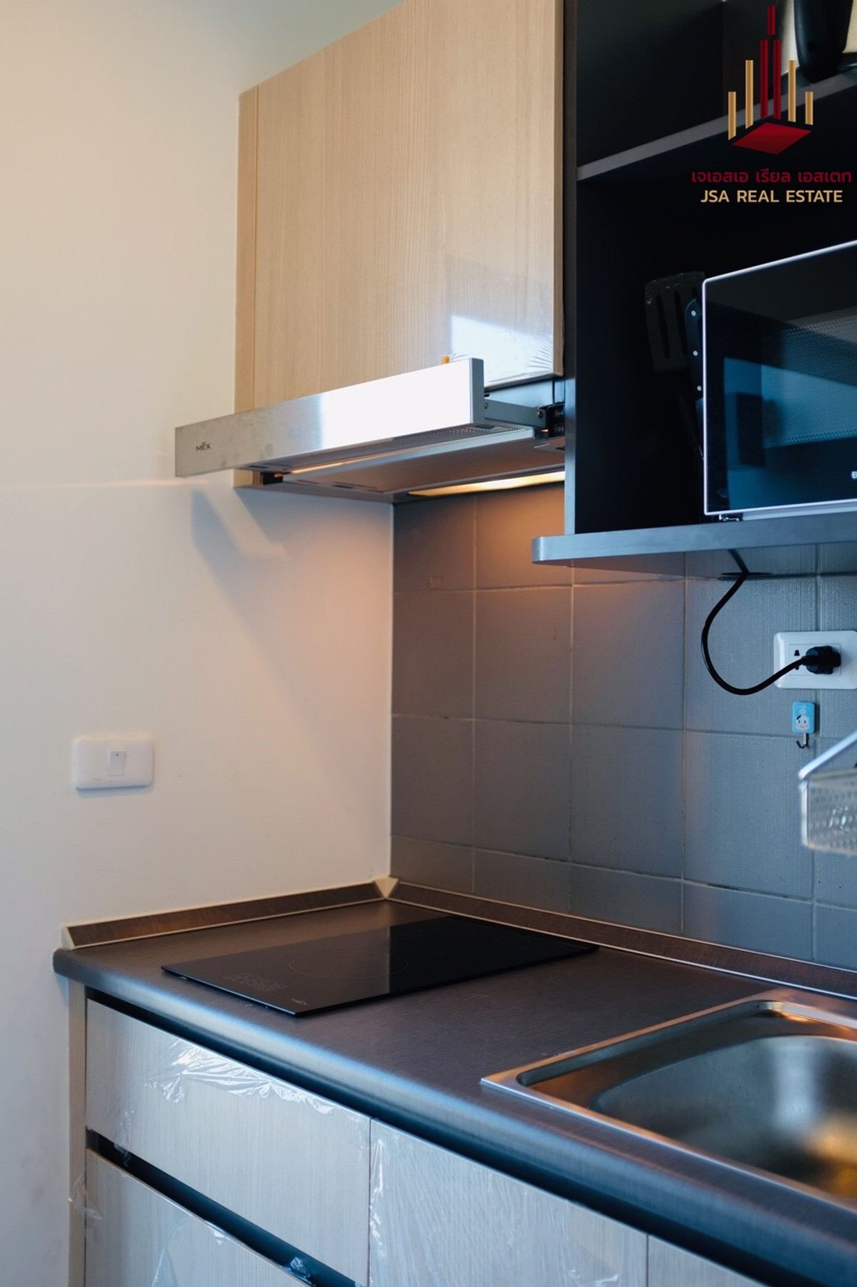 For SaleCondoSamut Prakan,Samrong : ✨ For Sale: Ideo Sukhumvit 115 Condo ✨ 💰 Only 2,580,000 THB