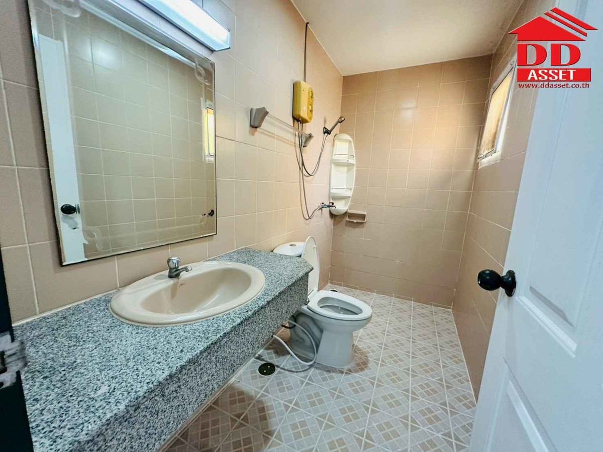 ขายบ้านเสรีไทย-นิด้า : ขายทาวน์เฮ้าส์ บ้านแมกไม้วัชรพล สุขาภิบาล 5  รหัส : T8225