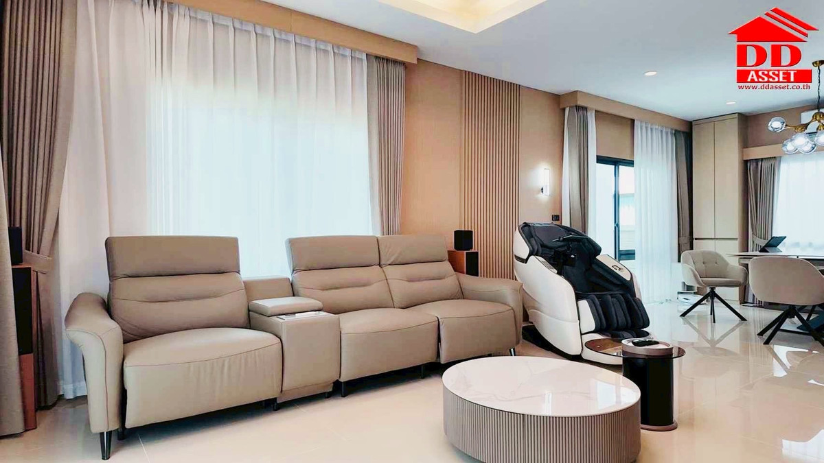 For SaleHousePathum Thani,Rangsit, Thammasat : For Sale Setthasiri Krungthep-Pathumthani Setthasiri Krungthep-Pathumthani Near Flora Villa Golf Course Code: H8143