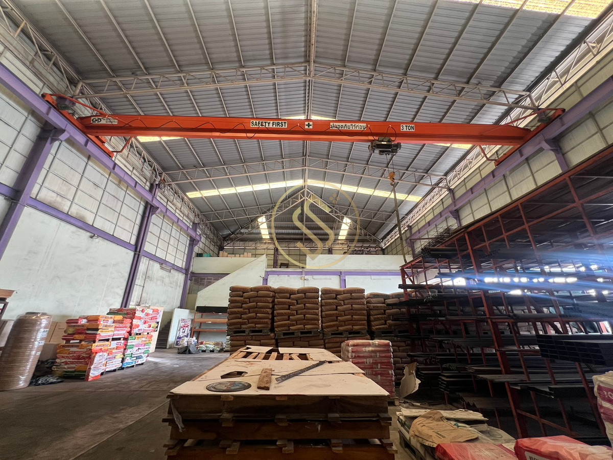 ให้เช่าโกดังปิ่นเกล้า จรัญสนิทวงศ์ : ให้เช่าโกดัง ขนาดใหญ่  1,100 ตารางเมตร  ริมถนนราชพฤกษ์  ใกล้สามเสนวิลล่า ราชพฤกษ์