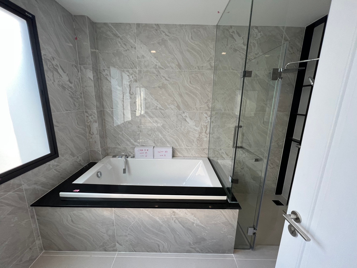 ให้เช่าบ้านเกษตร นวมินทร์ ลาดปลาเค้า : แกรนด์ บางกอก บูเลอวาร์ด รามอินทรา - เกษตรนวมินทร์ / 5 ห้องนอน พลัส (เช่า), Grand Bangkok Boulevard Ramintra - Kasetnawamin / 5 Bedrooms Plus (FOR RENT) PINP047