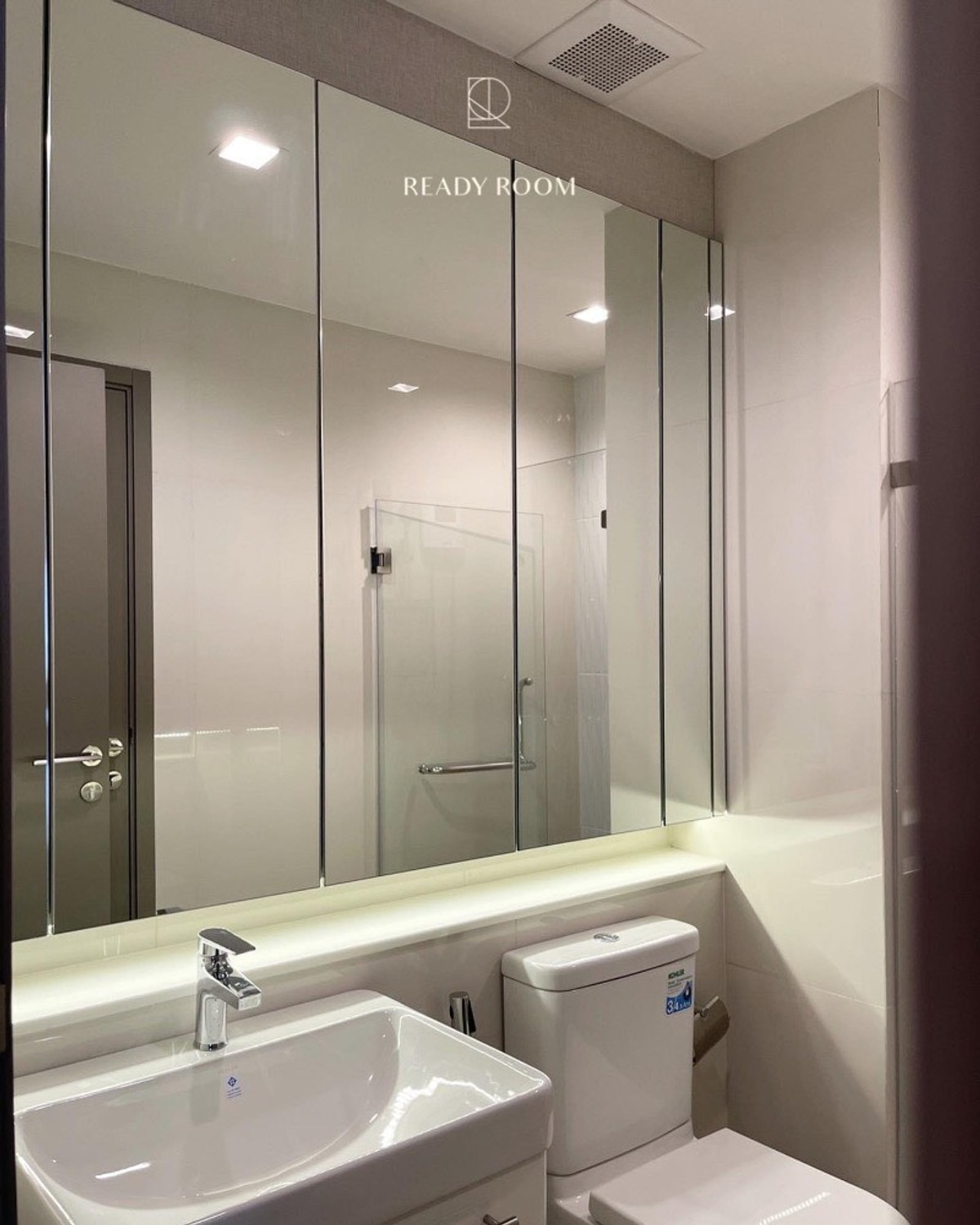 ขายคอนโดพระราม 9 เพชรบุรีตัดใหม่ RCA : ขายคอนโด Life Asoke Hype ราคา 5,399,000 บาท [MKs251101]