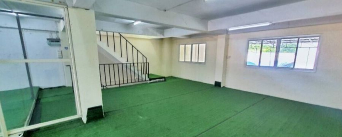 ให้เช่าอาคารพาณิชย์ปทุมธานี รังสิต ธรรมศาสตร์ : 96905 - ให้เช่าอาคารพาณิชย์ 4 ชั้น 2 คูหา 49.9 ตรว พื้นที่ใช้สอย 576 ตรม คลองสอง คลองหลวง ปทุมธานี ติดถนนใหญ่ใกล้วัดพระธรรมกายและตลาดไท