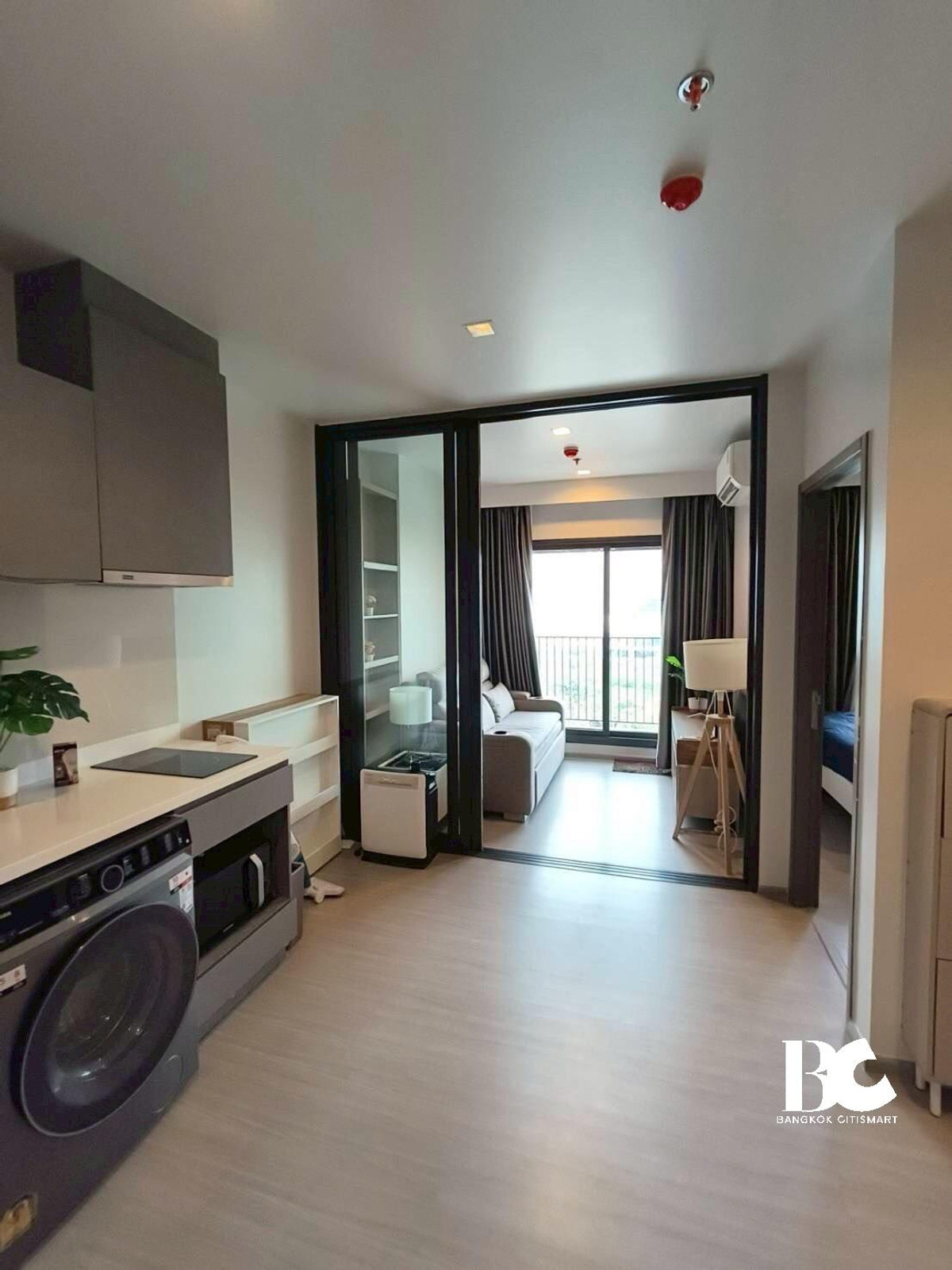 For RentCondoRama9, Petchburi, RCA : ⚜️ HOT DEAL 1 bedroom for rent Life asoke hype ⚜️