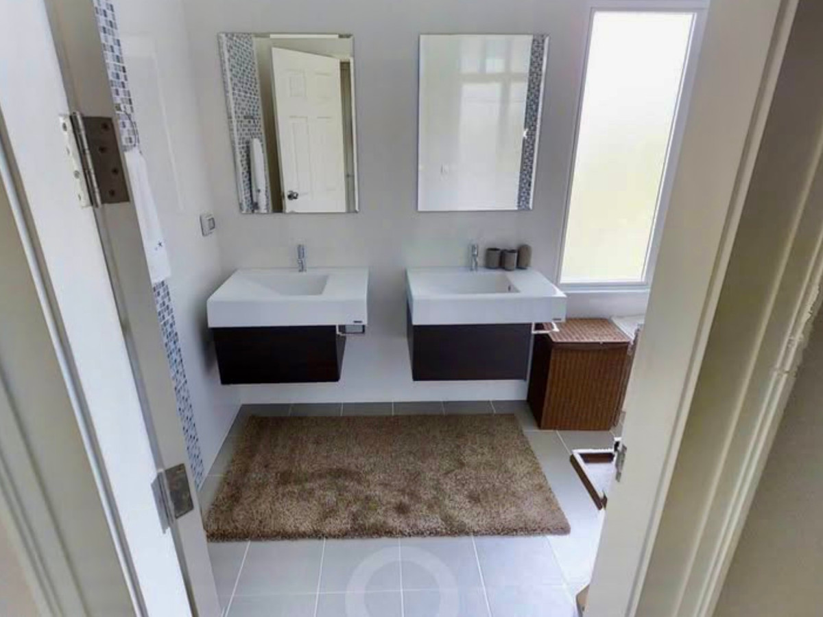 ให้เช่าบ้านนวมินทร์ รามอินทรา : ให้เช่าบ้านเดี่ยว 2 ชั้นหลังมุม หมู่บ้าน Milton Residence รามอินทรา | บ้านใหม่ เฟอร์นิเจอร์ครบ พร้อมเข้าอยู่ | ใกล้รถไฟฟ้าสายสีชมพู