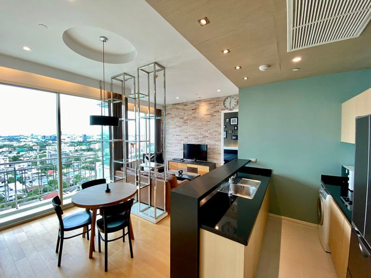 For SaleCondoKasetsart, Ratchayothin : “Staying by yourself is worth it. Renting out works! ✨ Fully furnished condo, open view, next to BTS Ratchayothin, just bring your bags and move in!“ Call 0994629391 Bird