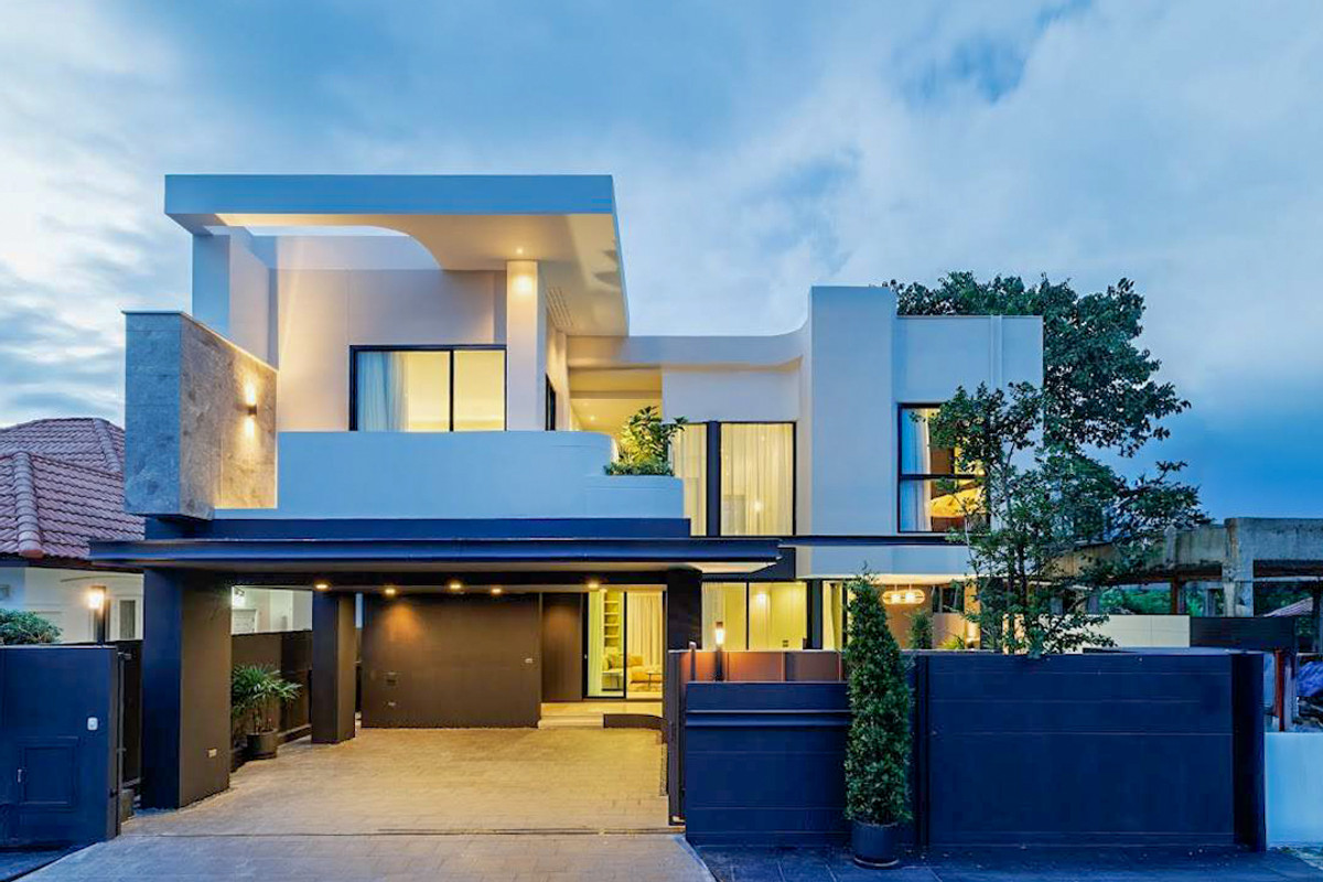 ขายเชียงใหม่ : 🏡✨ ขายบ้านหรูพูลวิลล่า มีระบบรักษาความปลอดภัย หางดง เชียงใหม่