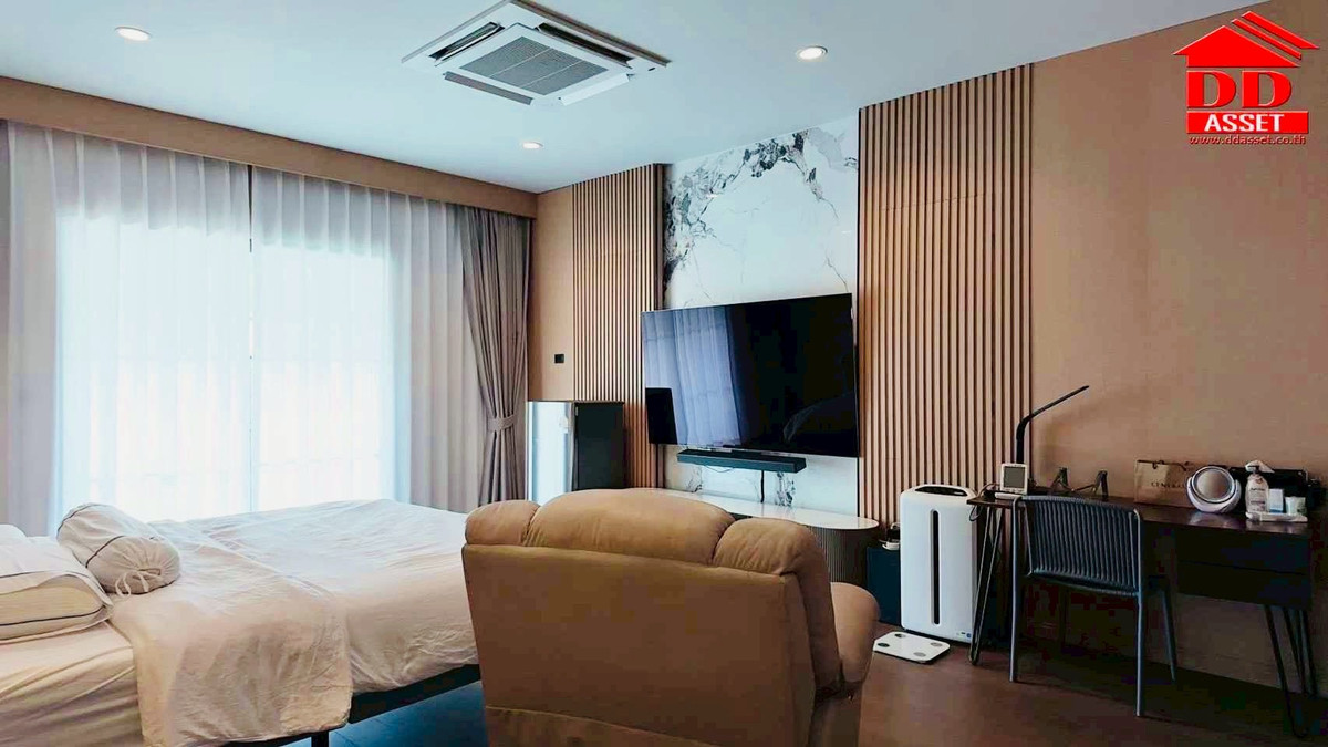 For SaleHousePathum Thani,Rangsit, Thammasat : For Sale Setthasiri Krungthep-Pathumthani Setthasiri Krungthep-Pathumthani Near Flora Villa Golf Course Code: H8143