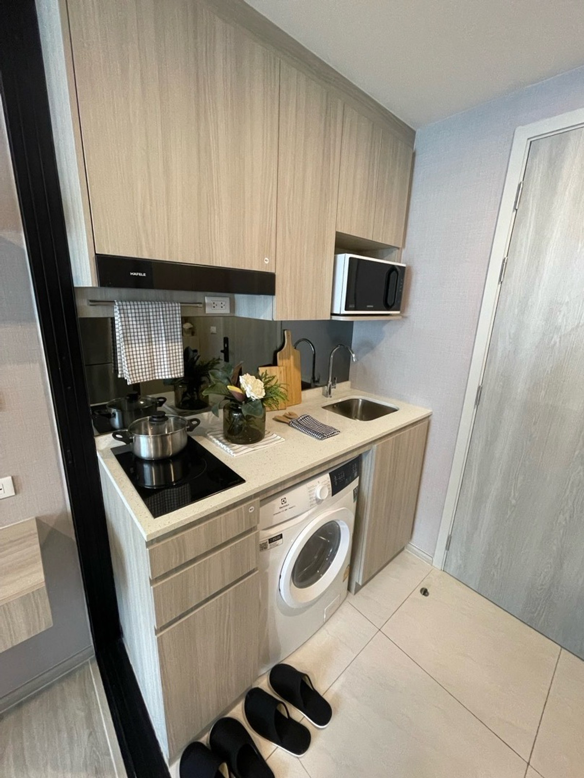 ขายคอนโดอ่อนนุช อุดมสุข : เดินทางสะดวก อยู่สบาย ฟังก์ชันครบ ทำเลดี
และที่พิเศษสุด…เลี้ยงน้องหมาน้องแมวได้