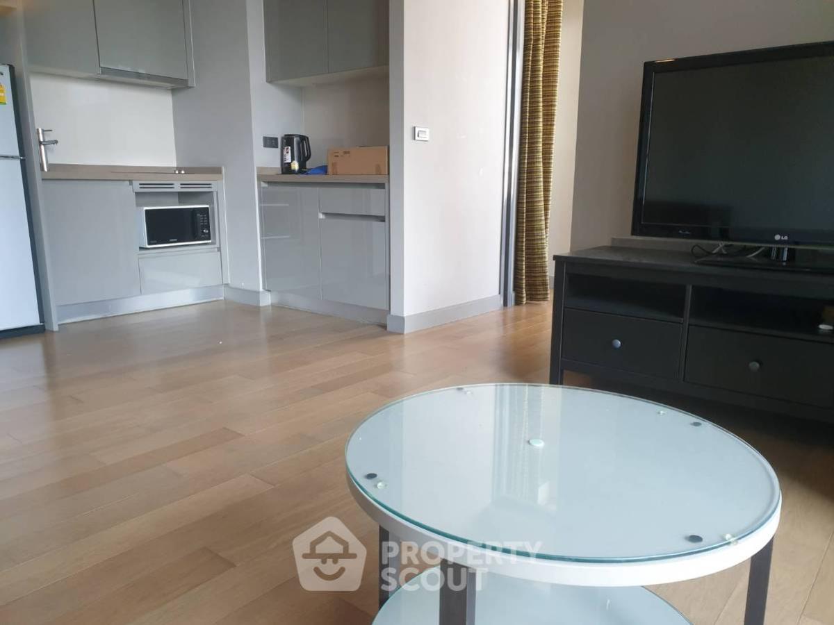 For RentCondoSilom, Saladaeng, Bangrak : 1-BR Condo at M Silom near BTS Chong Nonsi