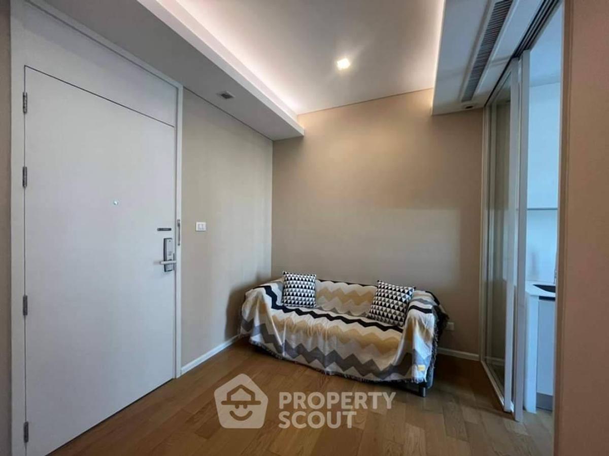 For RentCondoLadprao, Central Ladprao : 1-BR Condo at The Saint Residences near MRT Phahon Yothin