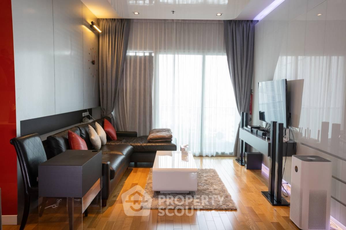 ขายคอนโดสุขุมวิท อโศก ทองหล่อ : คอนโด 3-ห้องนอน ที่ มิลเลนเนียม เรสซิเด้นส์ แอท สุขุมวิท คอนโดมิเนียม ใกล้ BTS อโศก