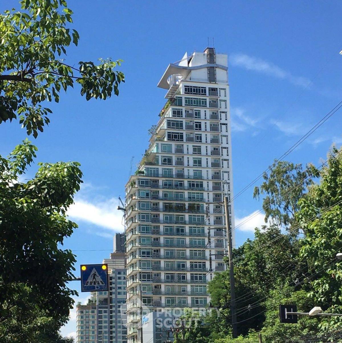 ขายคอนโดภูเก็ต : คอนโด 2-ห้องนอน ที่ เดอะ ไฮท์ คอนโดมิเนียม ใกล้ ทองหล่อ