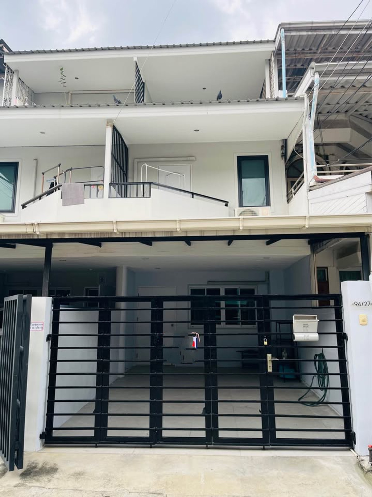 ให้เช่าทาวน์โฮมเกษตรศาสตร์ รัชโยธิน : HR2964ให้เช่าทาวน์โฮม 3 ชั้น ใกล้ม.เกษตร ซอย เสนานิคม 1 ใกล้ BTS เสนานิคม เพียง 450 เมตร