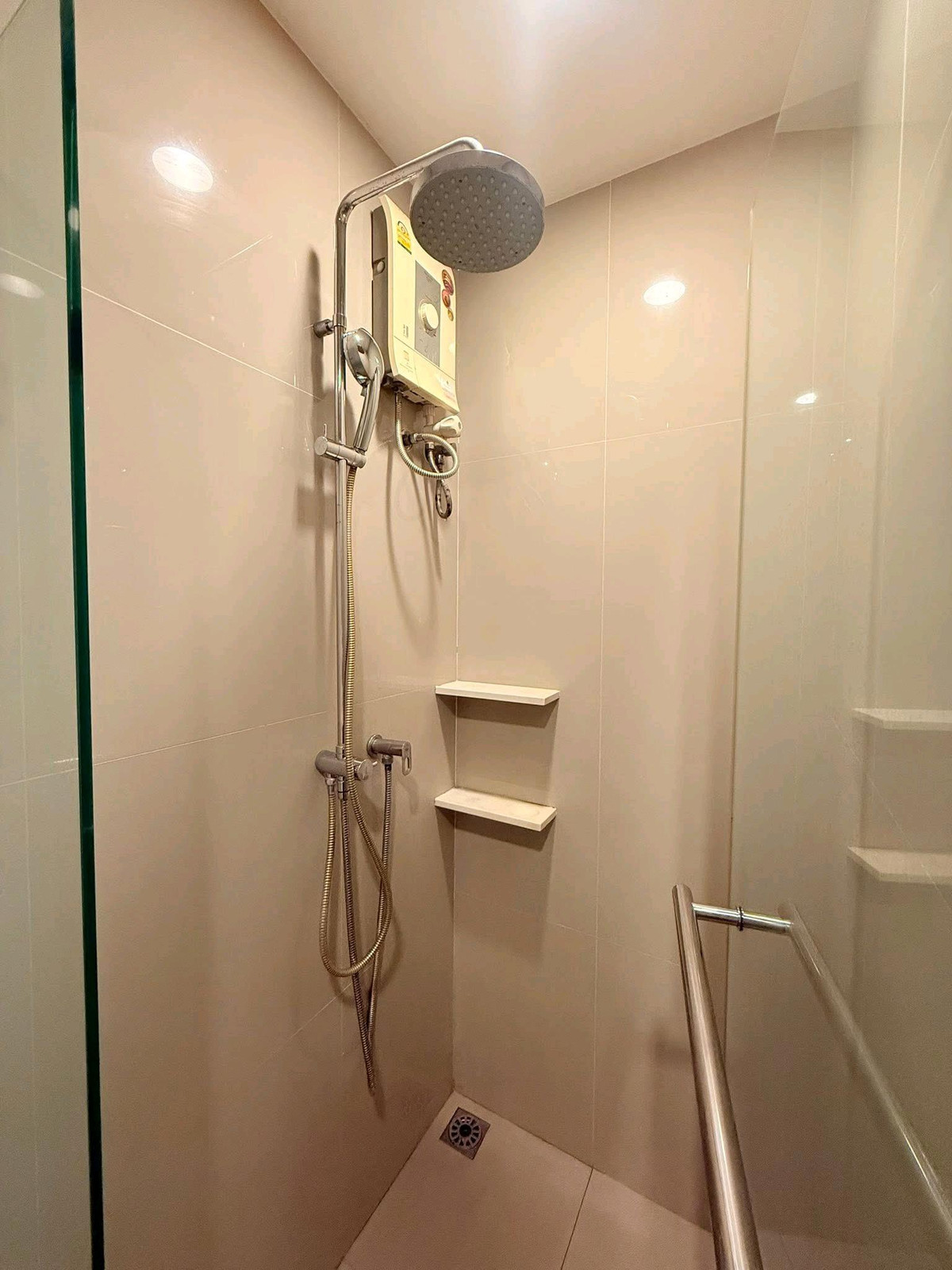 For SaleCondoRama9, Petchburi, RCA : Selling a burden 🔥🔥 Special price condo, good location, Rhythm Asoke 2 MD-25085069