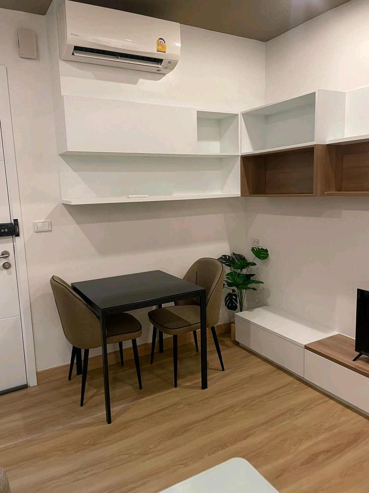 ให้เช่าคอนโดอ่อนนุช อุดมสุข : ✨ คอนโดซอยสุขุมวิท 77 ใกล้ BTS อ่อนนุช เฟอร์นิเจอร์ครบพร้อมเข้าอยู่!!
