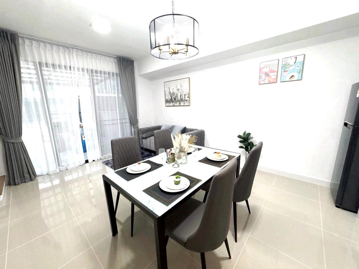 ให้เช่าทาวน์โฮมบางนา แบริ่ง ลาซาล : ปล่อยเช่า Pleno สุขุมวิท-บางนา 2 
เฟอร์นิเจอร์ครบ Fully Furnished พร้อมเข้าอยู่ได้ทันที 