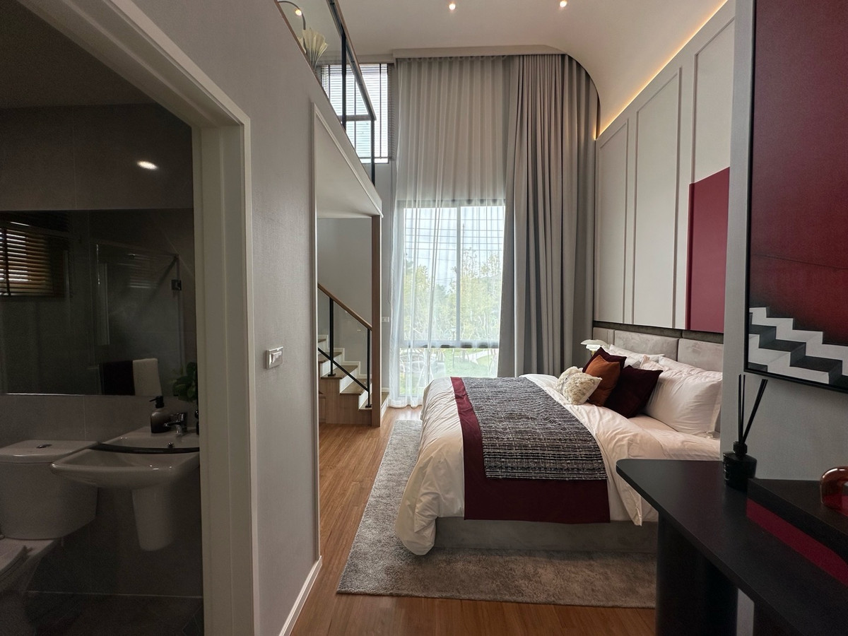 ขายทาวน์โฮมบางนา แบริ่ง ลาซาล : แปลนใหม่‼️มีชั้น LOFT พร้อมหน้ากว้าง 5.5 เมตร และลงเข็มผนังสูงหลังบ้าน | สนใจนัดชมโทร 0953569894