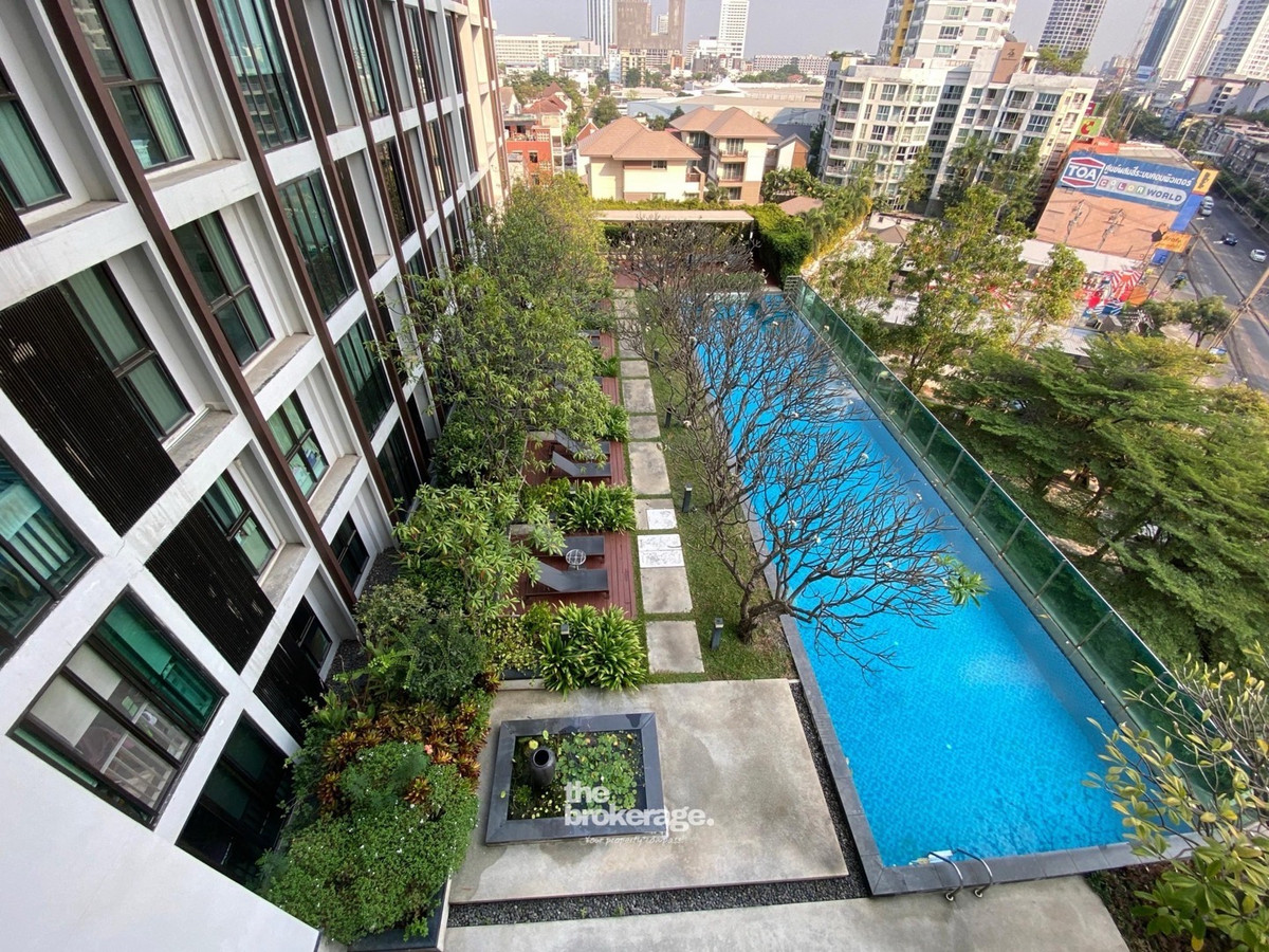 ขายคอนโดลาดพร้าว เซ็นทรัลลาดพร้าว : LINE : @thebrokerage >>ห้ามพลาด!! ไอดีโอ ลาดพร้าว 5  2ห้องนอน 2ห้องน้ำ 56ตรม. 4.29 ลบ. เท่านั้น!! 
