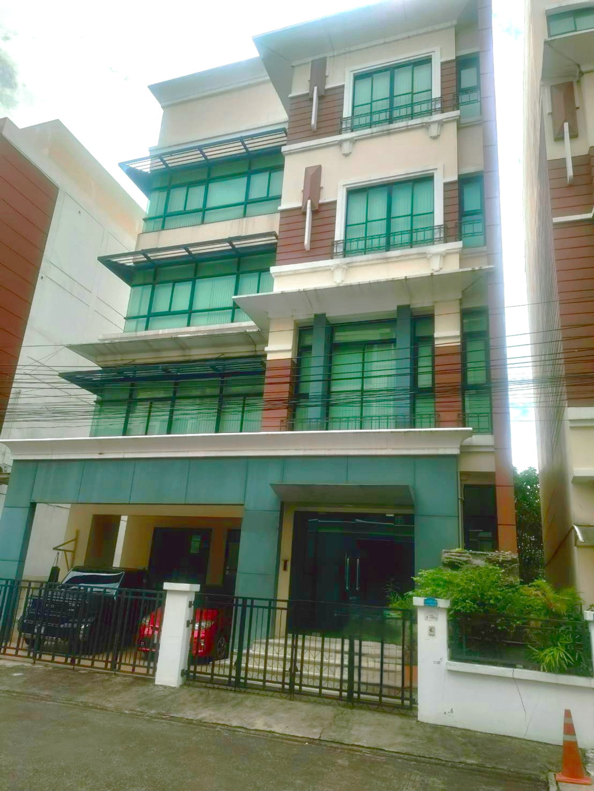 For RentHome OfficeChokchai 4, Ladprao 71, Ladprao 48, : HK0626♛Can register a company, home office for rent⚝Lat Phrao-Chokchai 4♜MRT Lat Phrao∞099-5919653,065-9423251▚Line@sureresidence