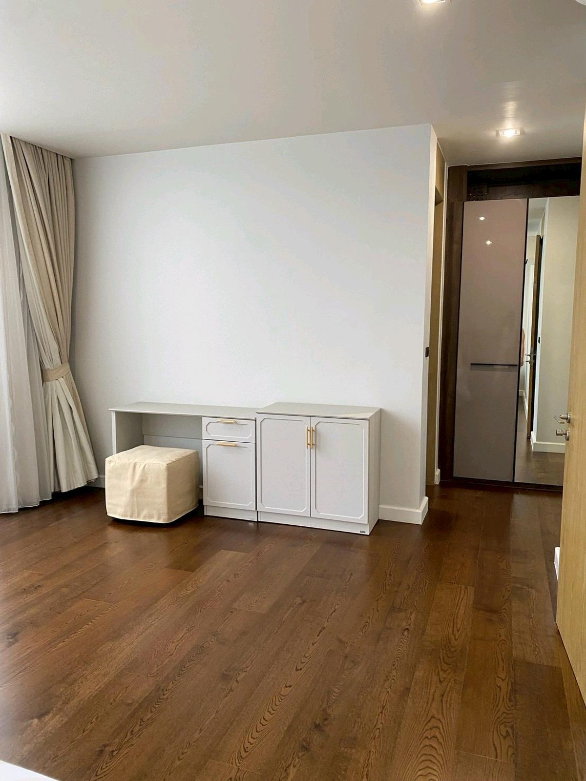 For RentTownhomeSukhumvit, Asoke, Thonglor : 📌For RENT | Quarter Sukhumvit 39 - 4BE (500 sqm) 180,000 THB