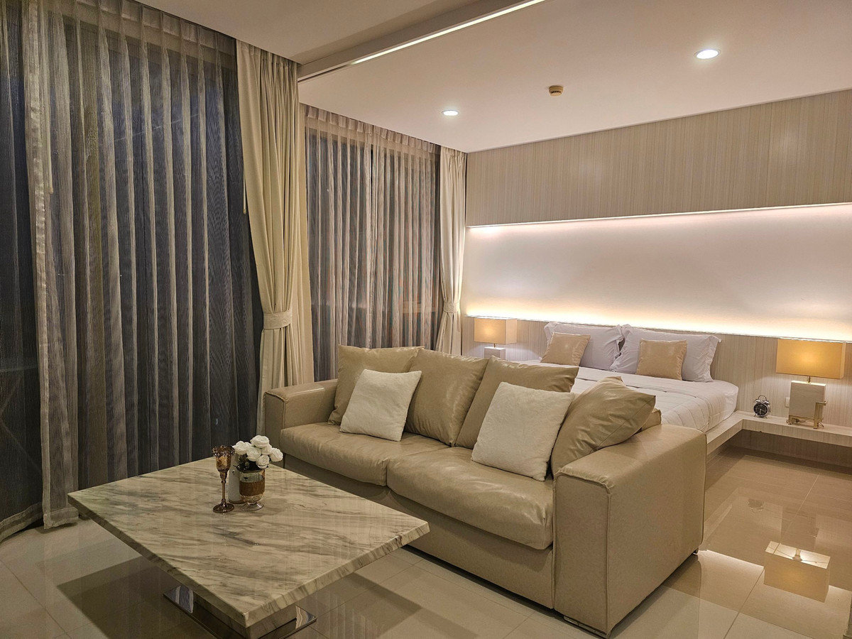 ให้เช่าคอนโดพัทยา บางแสน ชลบุรี สัตหีบ : ให้เช่าคอนโด เดอะ ริเวียร่า วงศ์อมาตย์ บีช 1 ห้องนอน 45 ตร.ม. (S03-2161)