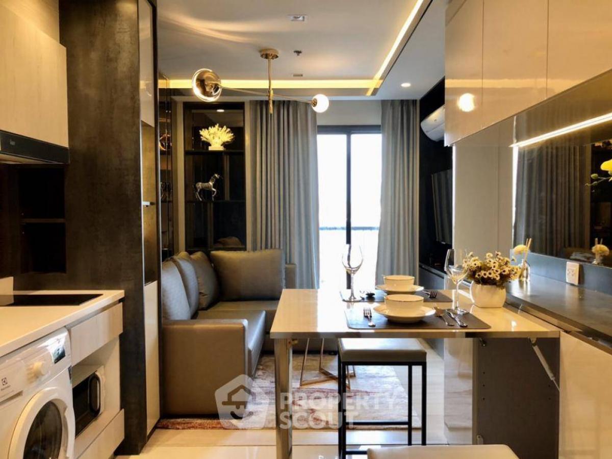 For RentCondoWitthayu, Chidlom, Langsuan, Ploenchit : 2-BR Condo at Life One Wireless near BTS Phloen Chit