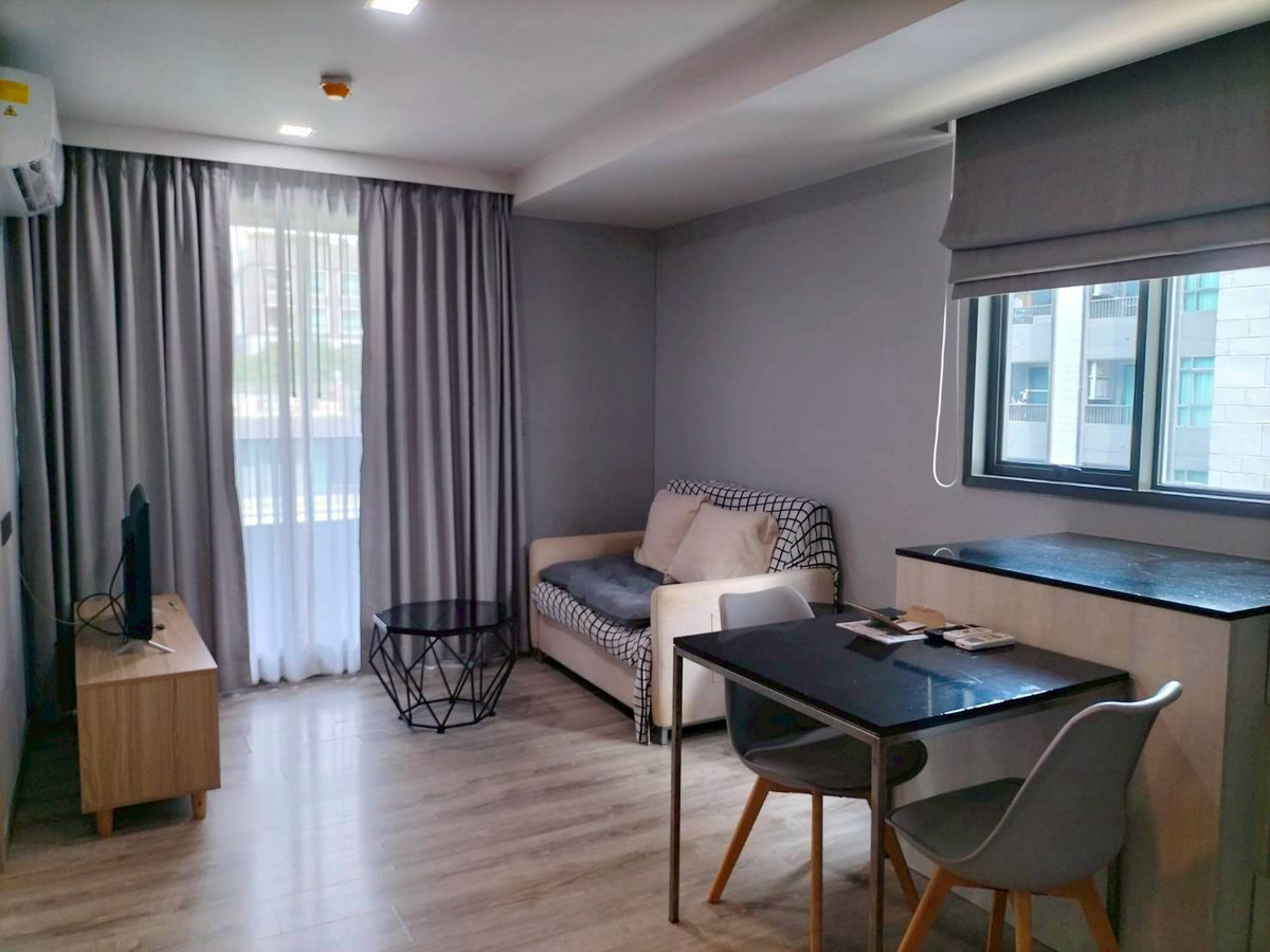 For RentCondoRatchadapisek, Huaikwang, Suttisan : For rent ! Maestro 19 contact 086-4455124