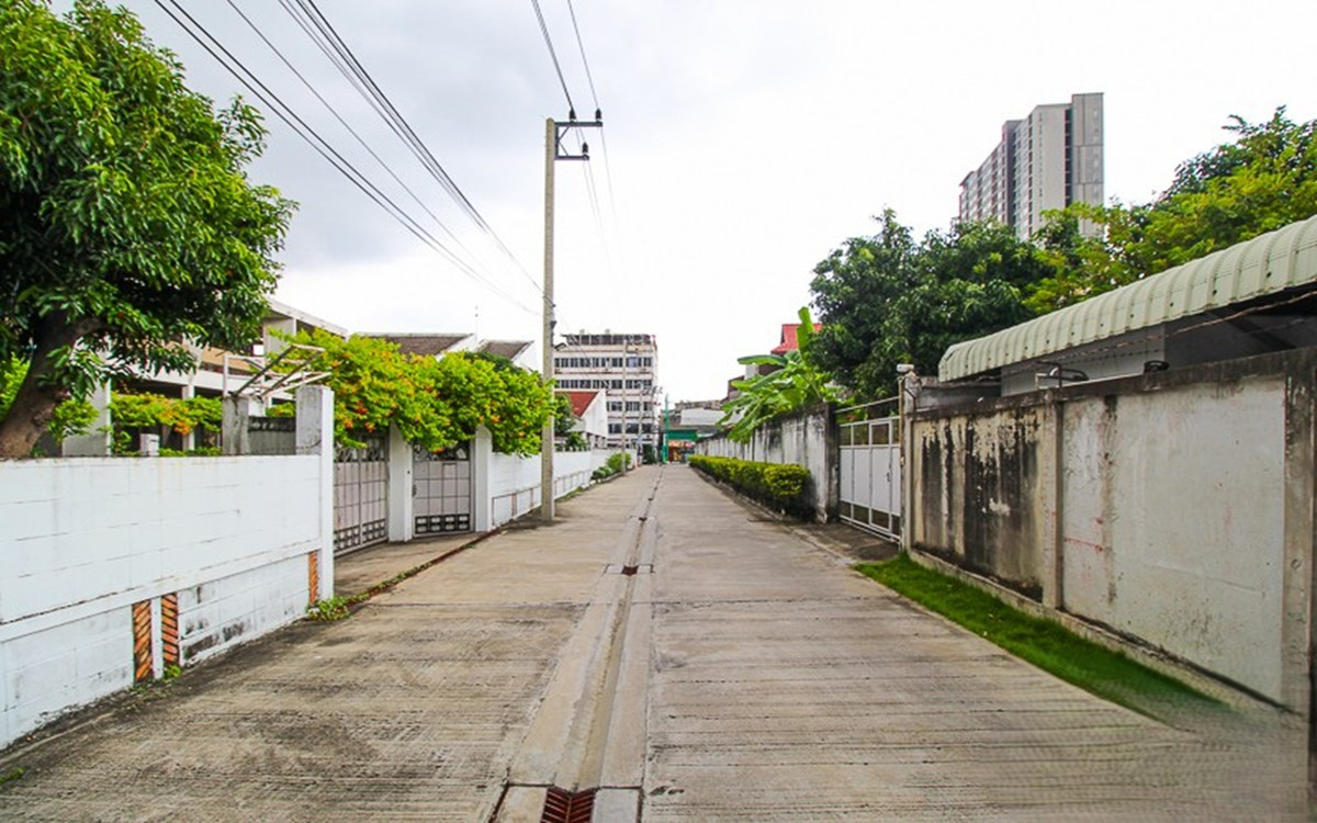 ขายคอนโดวงเวียนใหญ่ เจริญนคร : 🏙️ ขายคอนโด The Viva Condo Sathorn–Taksin ใกล้ BTS วงเวียนใหญ่ เพียง 200 เมตร  ราคาพิเศษกว่าตลาด และต่ำกว่าราคาประเมิน! อยู่เองก็คุ้ม ปล่อยเช่าก็ได้ Yield สูง