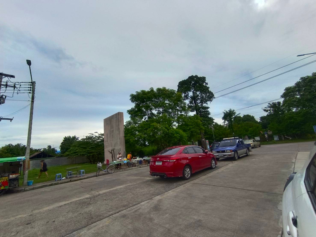 For SaleTownhomePathum Thani,Rangsit, Thammasat : 🏠 House for sale: Baan Pruksa Chaengwattana-Ratchapruek (Baan Pruksa Chaengwattana-Ratchapruek) Property code | 📌 LNP-H644