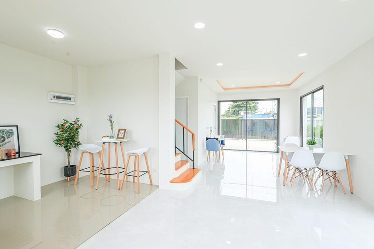 ขายบ้านนครปฐม : 92230 - ขายบ้านเดี่ยว 2 ชั้น บ้านใหม่สไตล์นอร์ดิก 4 ห้องนอน 3 ห้องน้ำ ใจกลางเมืองสามพราน นครปฐม