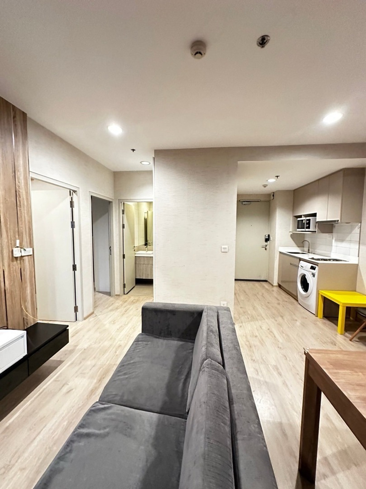 For RentCondoRatchathewi,Phayathai : For Rent!! Ideo Q Ratchathewi 🌆💰 Rent : 30,000 THB/month💎 2 Bedrooms | 1 Bathroom | 47 sq.m. | Fully Furnished 📞 Contact : Aomam (Agent) Tel./Line ID : 095-587-1692 WhatsApp : +66 95 587 1692