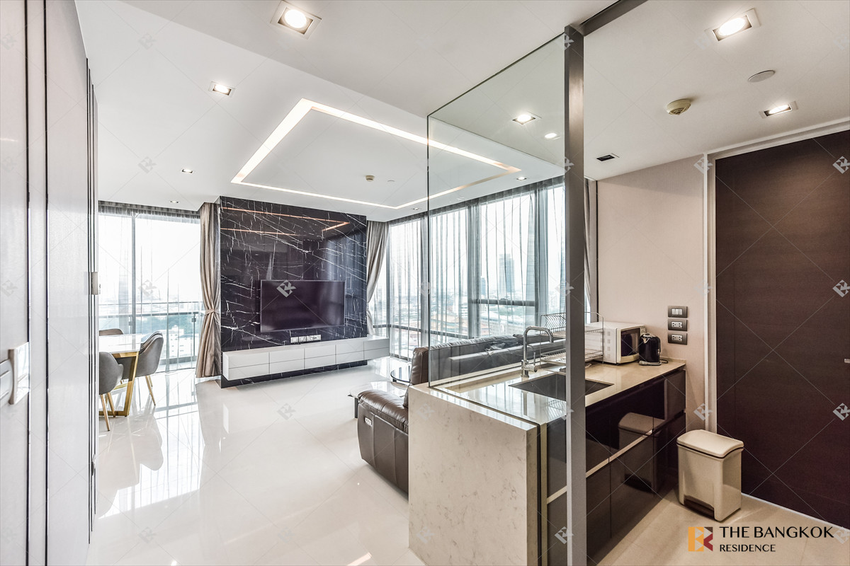 For RentCondoSathorn, Narathiwat : (Ready to move in) 2-bedroom condominium at The Bangkok Sathon, only 50 meters from BTS Surasak.