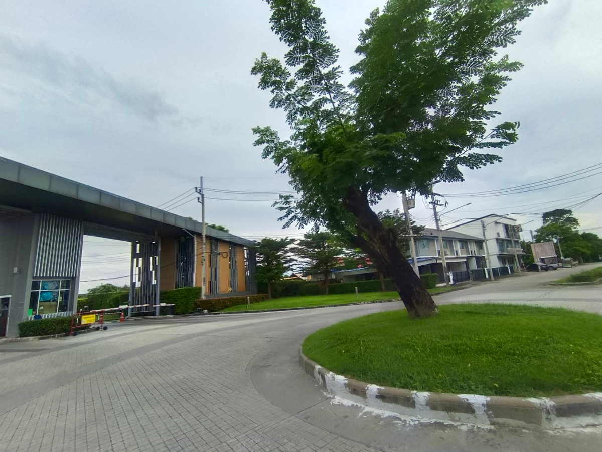 For SaleTownhomePathum Thani,Rangsit, Thammasat : 🏠 House for sale: Baan Pruksa Chaengwattana-Ratchapruek (Baan Pruksa Chaengwattana-Ratchapruek) Property code | 📌 LNP-H644