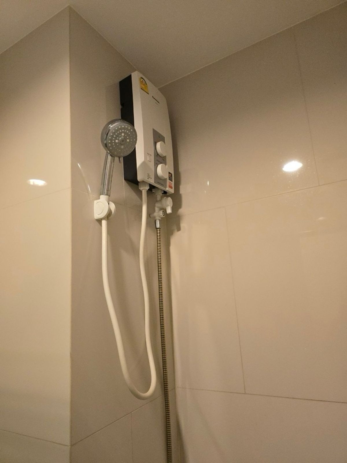 For RentCondoSamut Prakan,Samrong : For rent ✨ Aspire Erawan ✨ Fully furnished and equipped, near BTS Chang Erawan