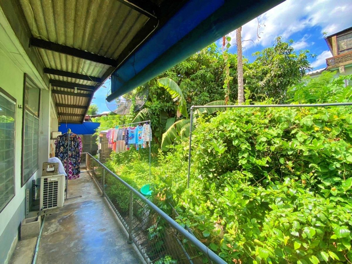 For SaleHouseSapankwai,Jatujak : 94188 - Two-storey detached house for sale with land, Siam Cement Village, Soi 10, Chatuchak District, Ngamwongwan.