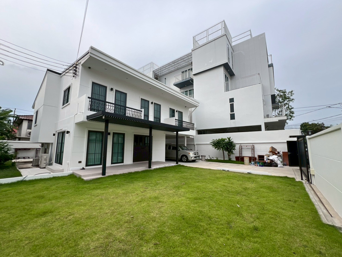 ให้เช่าบ้านพัฒนาการ ศรีนครินทร์ : Pet Friendly Stand Alone house for rent at Patanakarn