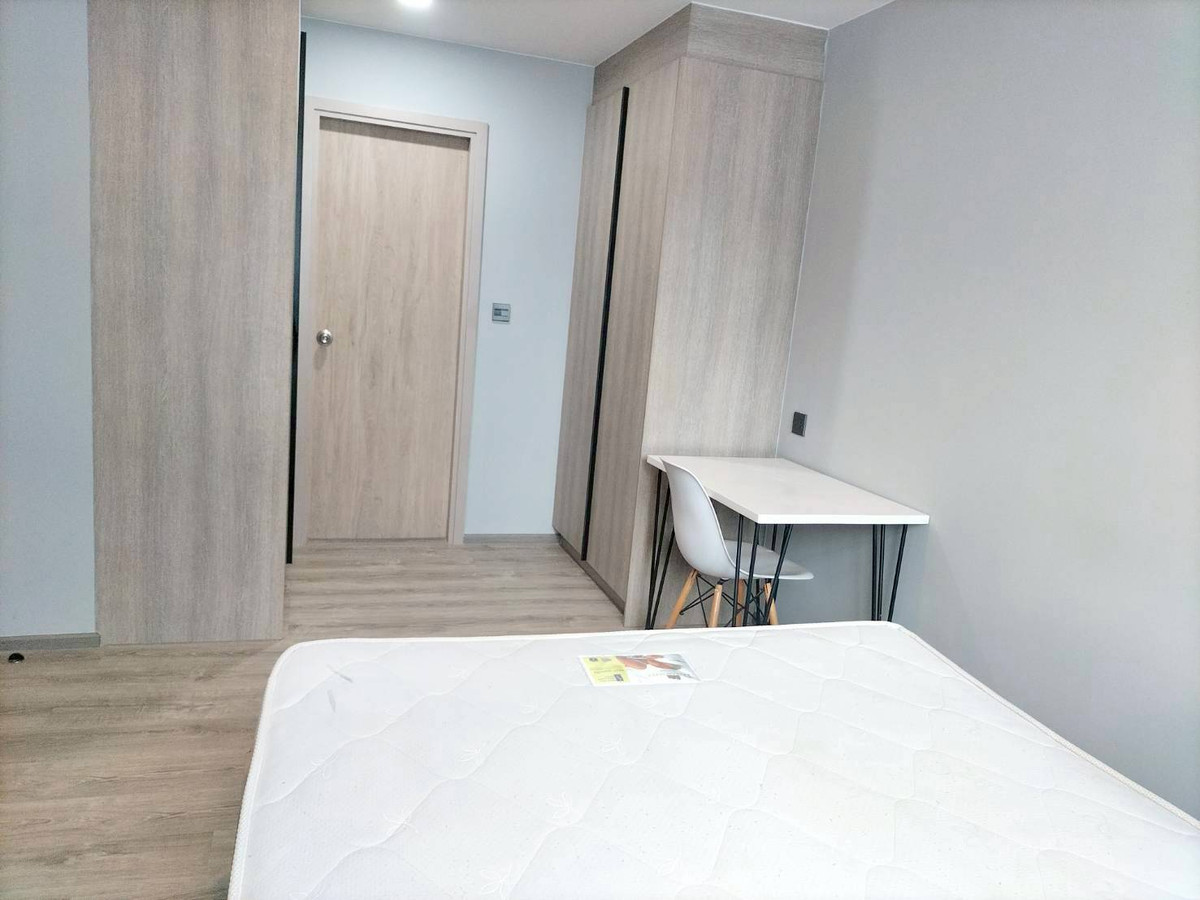 For RentCondoRatchadapisek, Huaikwang, Suttisan : urgent!!! Condo ready to rent Maestro 19, contact 086-4455124.