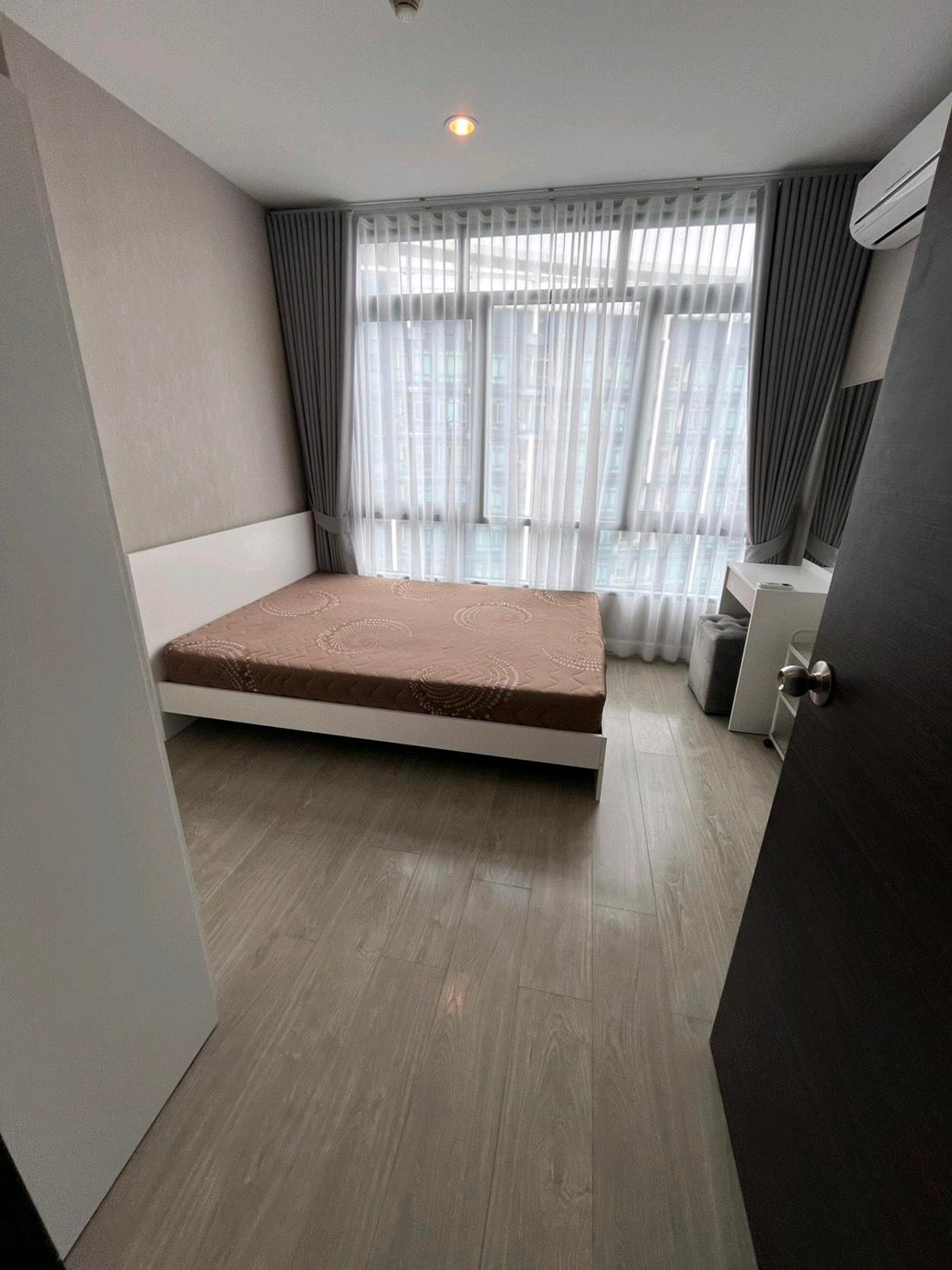 For RentCondoBang Sue, Wong Sawang, Tao Pun : 🧡Available room for rent, Condo Metro Sky Prachachuen, Building B, ready to move in.