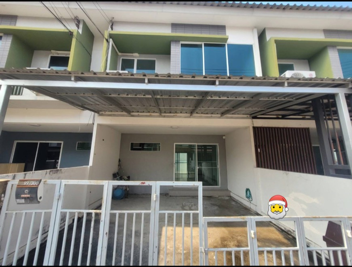 For RentTownhomePathum Thani,Rangsit, Thammasat : 🏡 For rent, 2-story townhouse, The Trust Town, Wongwaen-Lam Luk Ka, 3 bedrooms, 2 bathrooms, beautiful house, good location, quiet, suitable for families. 🌿#Accepting pets 💖 Special rent only 9,000 baht/month! 💖