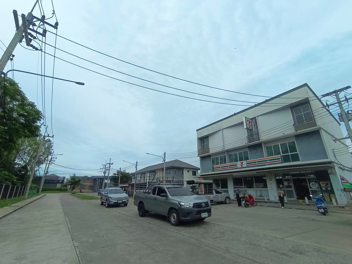 For SaleTownhomePathum Thani,Rangsit, Thammasat : 🏠 House for sale: Baan Pruksa Chaengwattana-Ratchapruek (Baan Pruksa Chaengwattana-Ratchapruek) Property code | 📌 LNP-H644