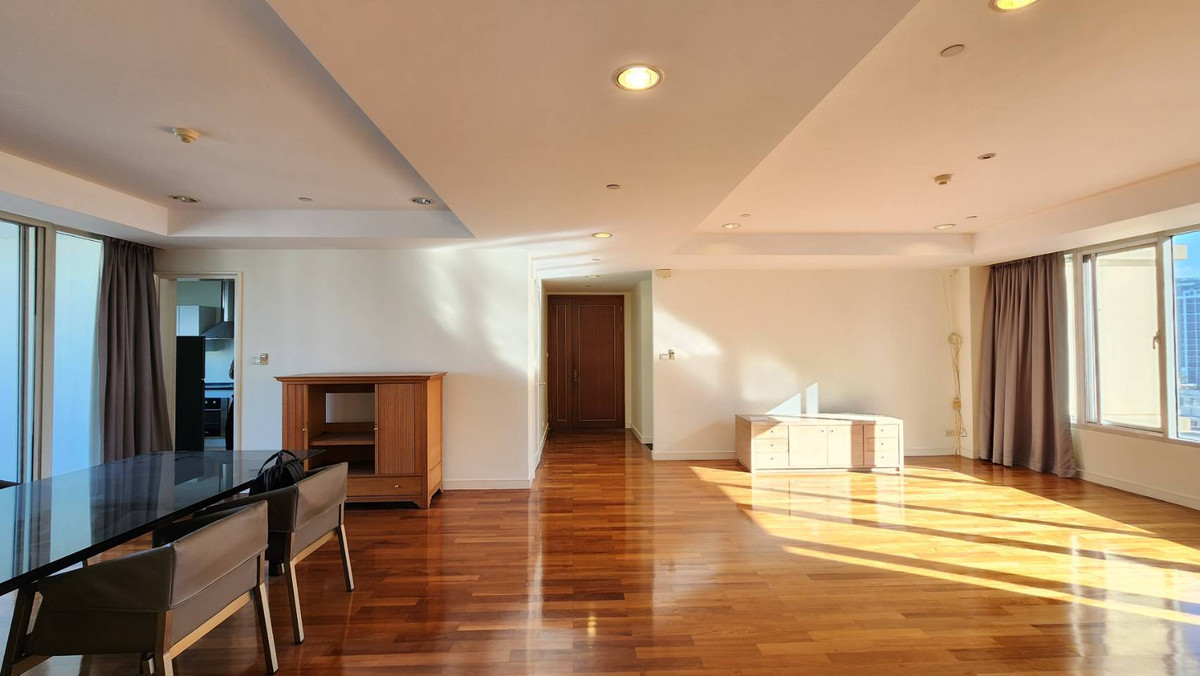 ให้เช่าคอนโดสุขุมวิท อโศก ทองหล่อ : คอนโดให้เช่า แฮมป์ตัน ทองหล่อ 10